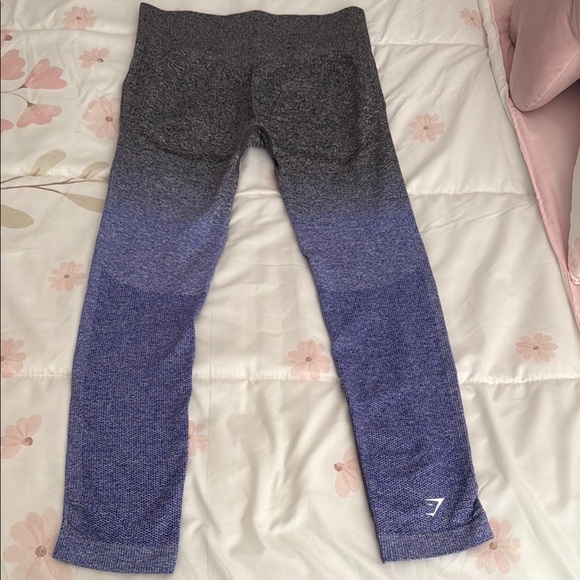 NWOT. Gymshark Gradient Leggings - Gray and Purple - Picture 2 of 4
